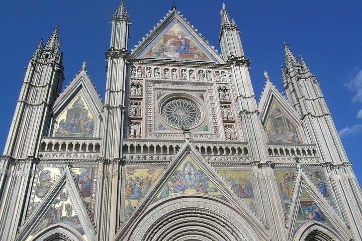 Vin, Orvieto et Montepulciano (Chauffeur seul/Autotouriste)