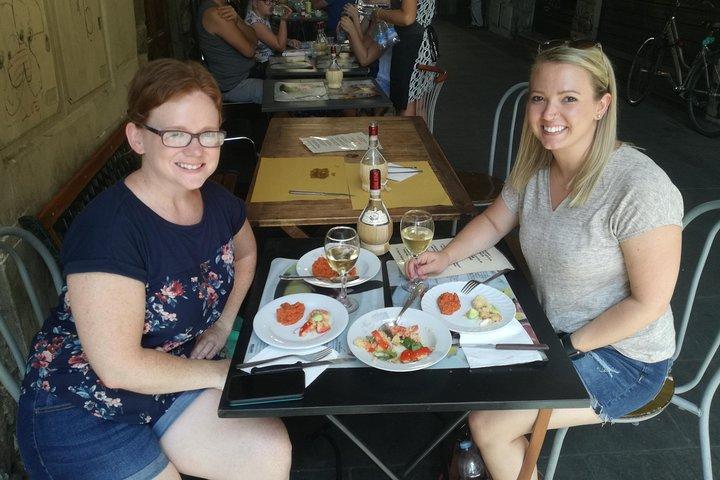 Florence Street Food und Sightseeing Tour mit einem professionellen Reiseleiter