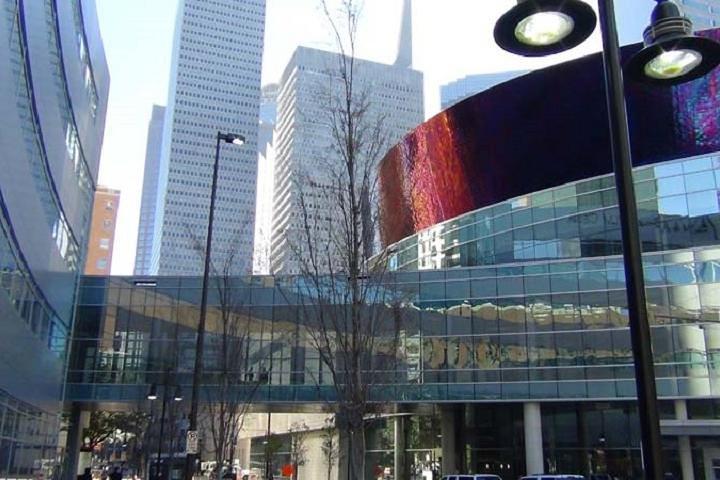 ダラスとJFKの6階博物館とオズワルドルーミングハウスでの1日ツアー