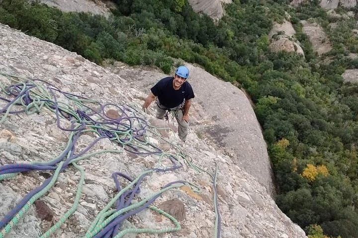 Full-day Guided Rock Climbing Trip in Montserrat, Barcelona