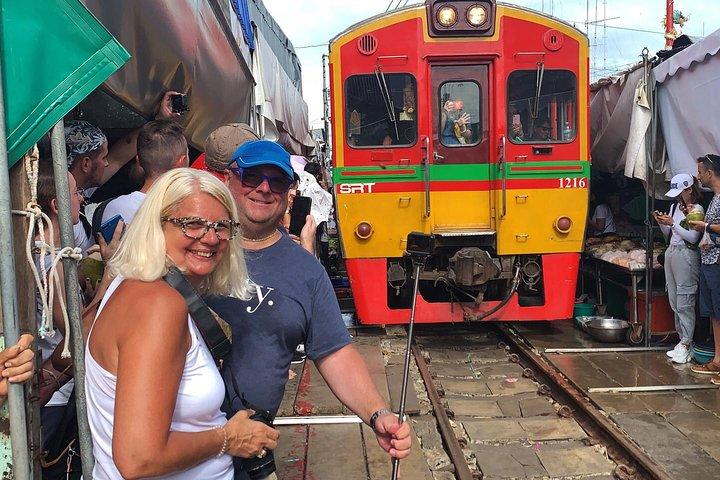 Mercado Flutuante e Ferroviário e Excursão Fazenda de Coco [Luxo Opcional]