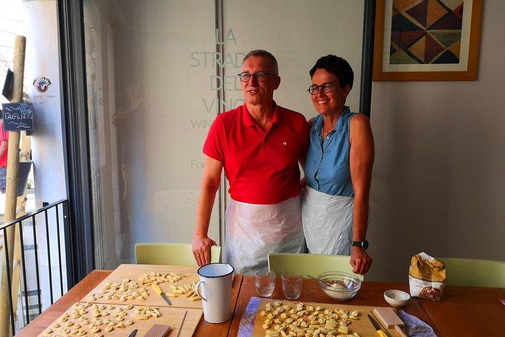 Orecchiette kookcursus en wijnarrangement in Lecce
