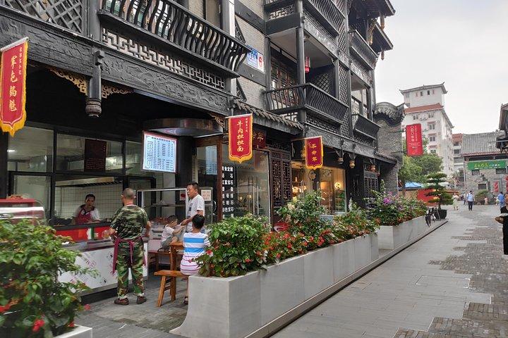 成都旧市街の観光名所を含むオールインクルーシブプライベートツアー