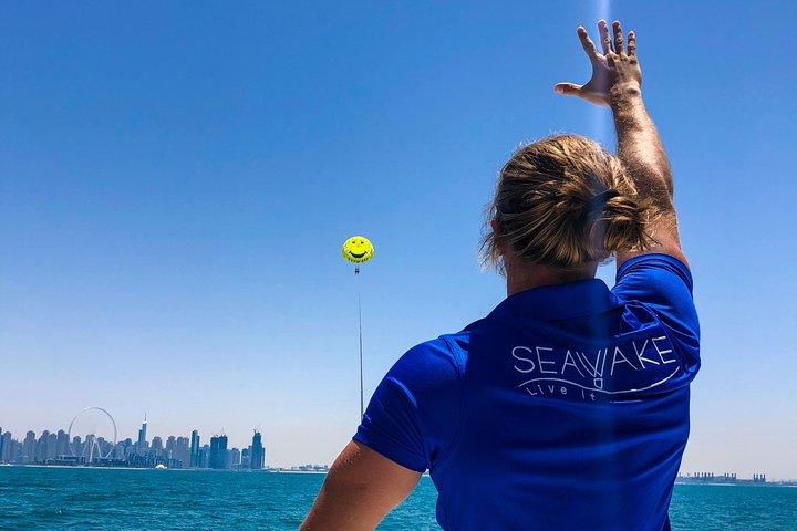Jumeirah Beach Parasailing Experience i Dubai