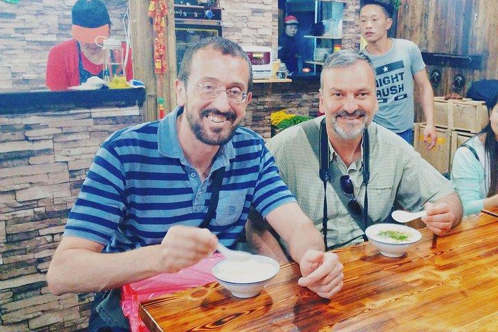 Mini Group: 3-hour Shanghai Street Breakfast Foodie Tour