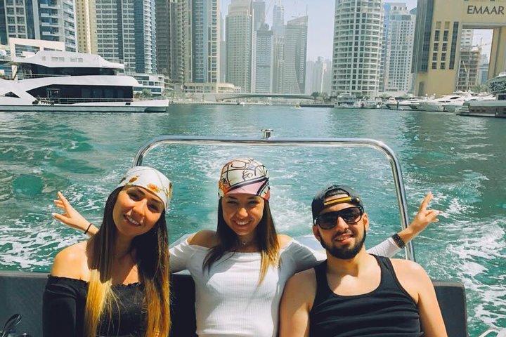 2Hrs private Sea Escape Cruise, Svøm, Tan & Sightsee!