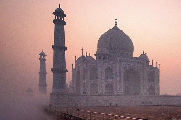 一日中の旅行Taj Mahal（Agra）中型セダン - Ex Delhi