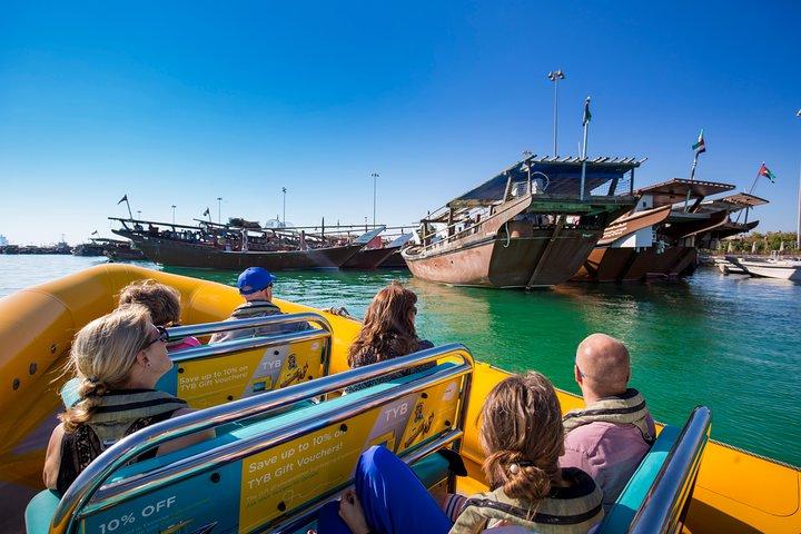 Abu Dhabi Guided Sightseeing Boat Tours