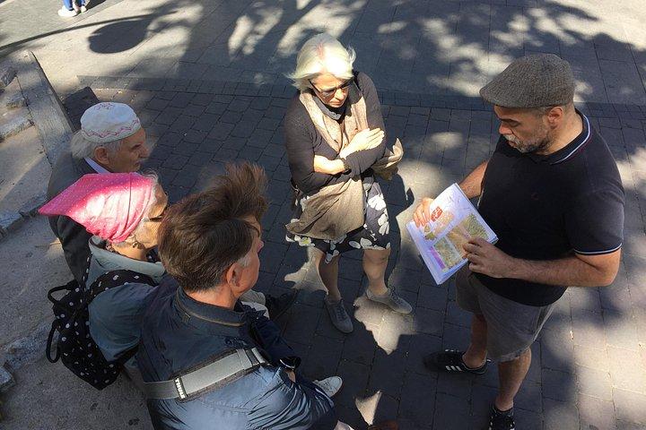 Architour through Lavapiés and Rastro with an architect