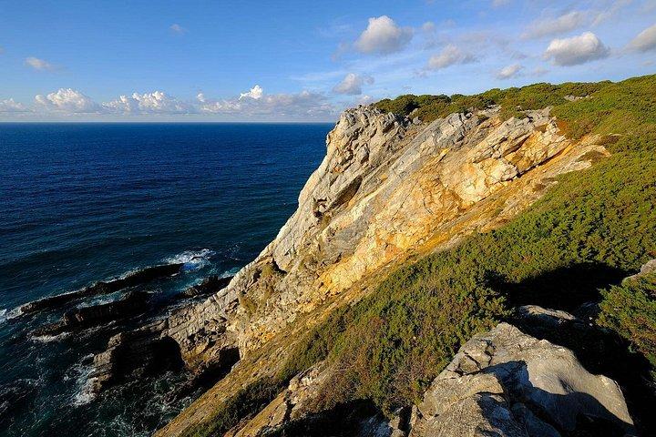 Discover Sintra's Hidden Trails: A Unique Hiking Experience