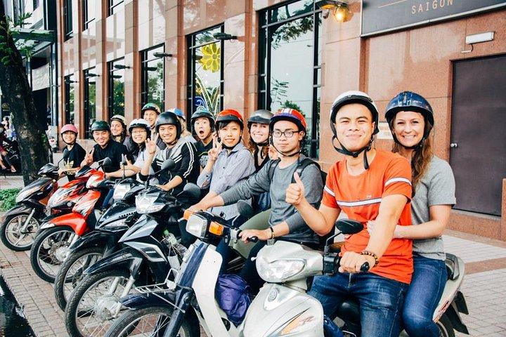 Ho Chi Minh City by Night: Motorcykeltursupplevelse