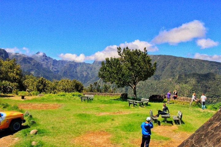 4x4 Full-Day Tour om de geuren en smaken van Portugal te ontdekken