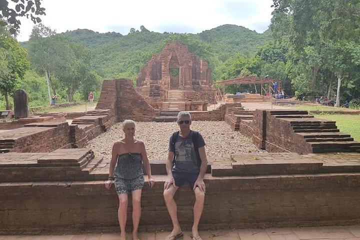Excursión privada a My Son Holyland y Da Nang City (Marble Mountain, Lady Buddhda Statue)