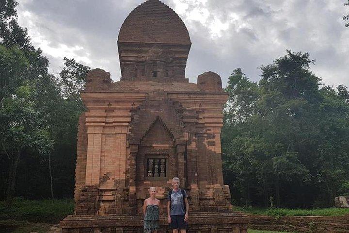Excursión privada a My Son Holyland y Da Nang City (Marble Mountain, Lady Buddhda Statue)
