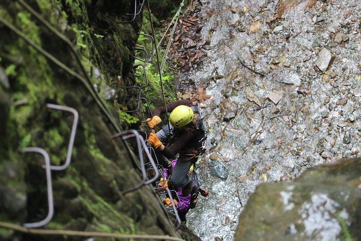 zip line adventure in machupicchu