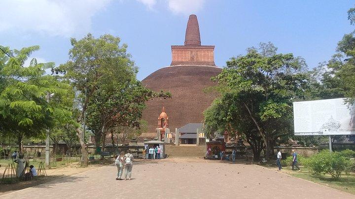 Tagestour Sigiriya nach Anuradhapura