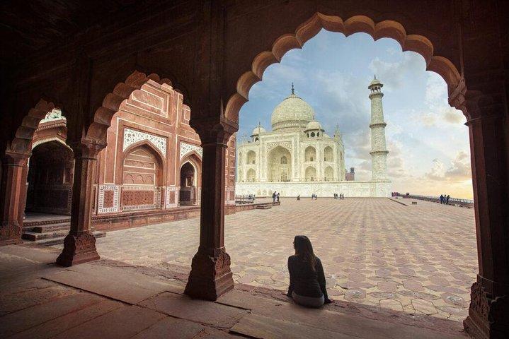 Private Guided Golden Triangle Tour India
