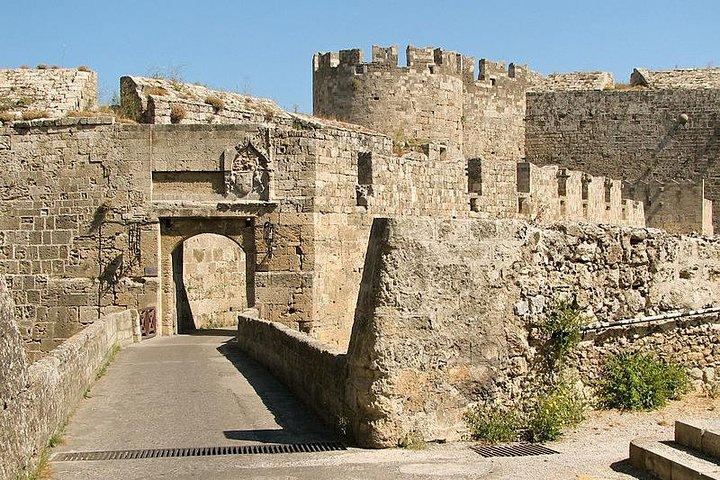 Rhodes Shore Excursion: Private Island Tour inclusief Filerimos en de oude binnenstad van Rhodos