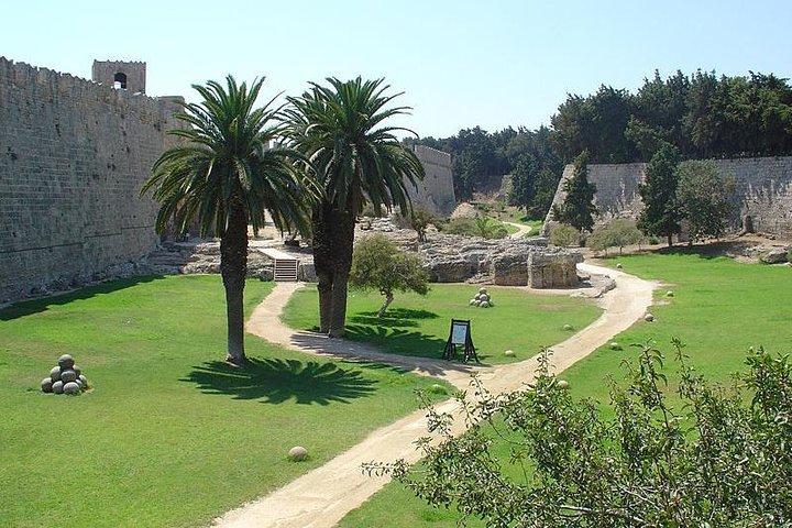 Rhodes Shore Excursion: Private Island Tour inclusief Filerimos en de oude binnenstad van Rhodos
