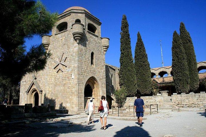 Rhodes Shore Excursion: Private Island Tour inclusief Filerimos en de oude binnenstad van Rhodos