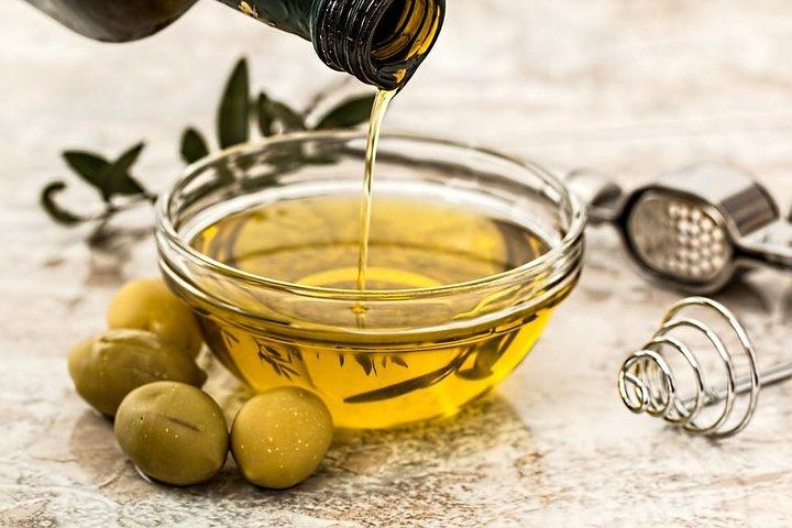 Transfer von Neapel nach Sorrento mit Zwischenstopp bei der Öl- und Limoncello-Verkostung