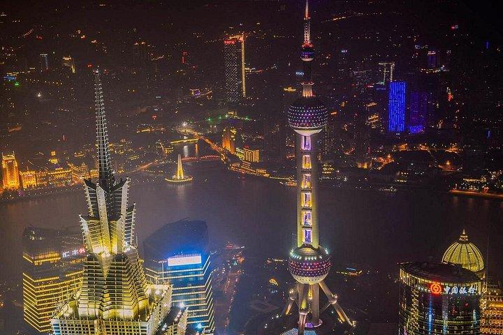 空港での降車付きの市内ハイライトのプライベート上海ショアエクスカーション