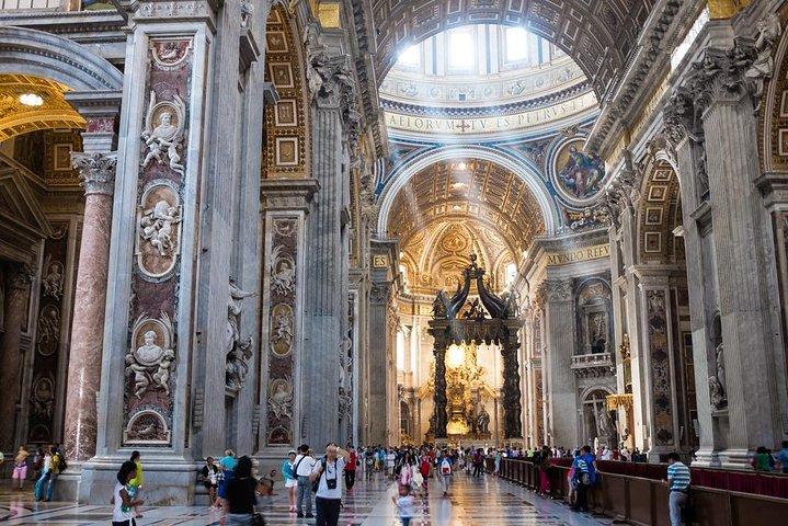 Vatican Tour VIP Experience: Museums Sistine Chapel & St. Peter's