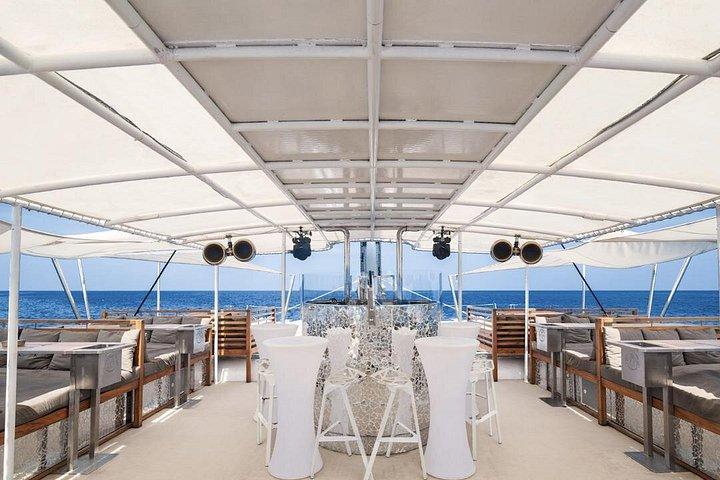 Luxury Catamaran Cruise Experience