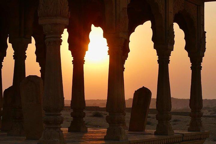 Il meglio di Jaisalmer: tour di un giorno a Fort, havelis e Sunset at Lake