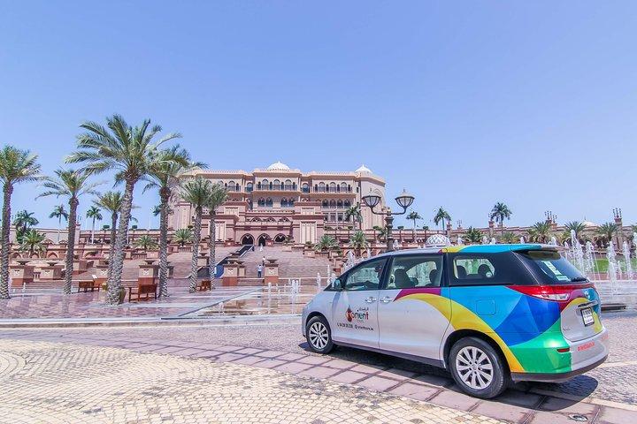 Transfert privé d'arrivée à l'aéroport d'Abu Dhabi vers n'importe quel hôtel des Émirats arabes unis