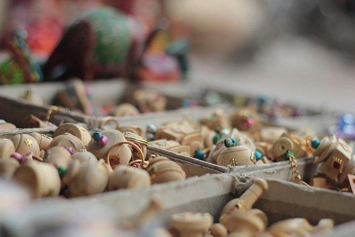 Alla scoperta dei mercati colorati: shopping tour di Jaipur con trasferimenti