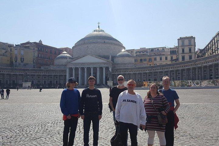Naples Walking and Sightseeing Tour With Local Expert