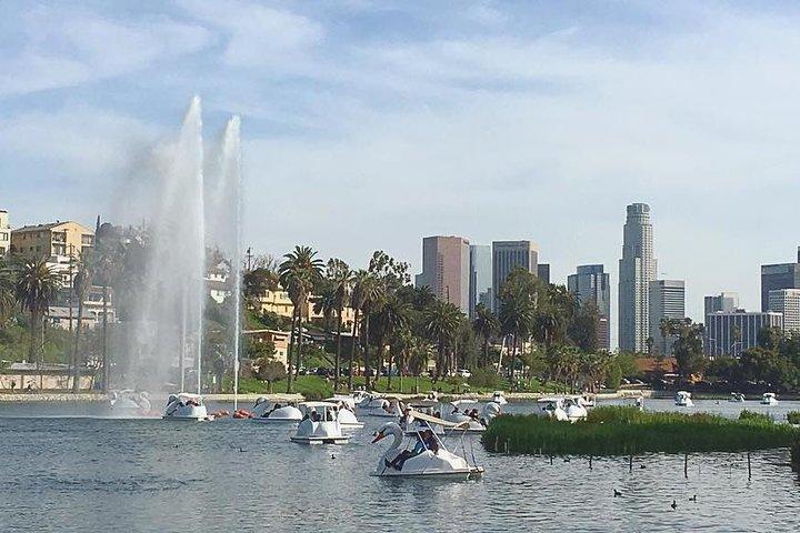 Swan Boat Rental i Echo Park
