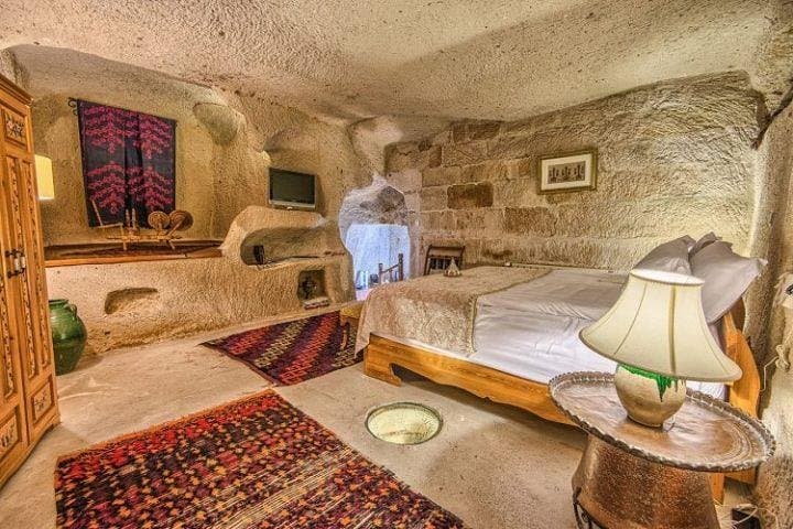 Istanbul to Cappadocia 2 Day Tour with Guide, Flights and Hotels