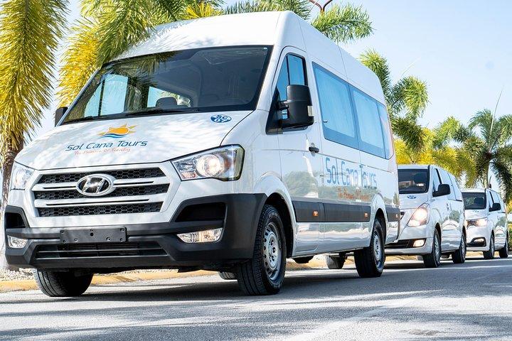 Trasferimento privato da La Romana Cruise Port Terminal a Punta Cana Airport (PUJ)