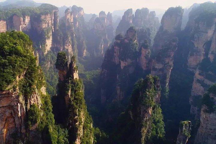 4D Zhangjiajie & Fenghuang Tour acessível 1 noite de estadia dentro do parque