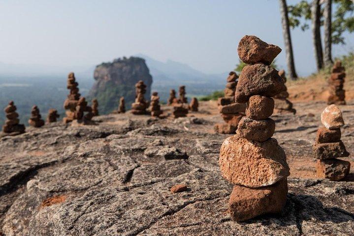 Viaje de aventura de 2 días desde trinco a sigiriya, con safari salvaje