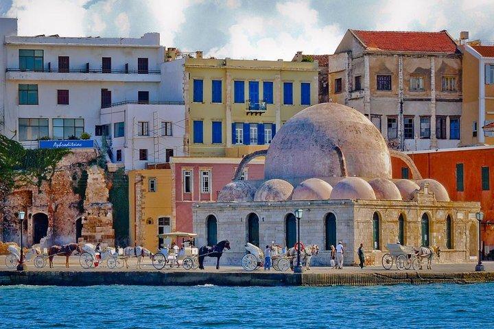 De Heraklion: viagem de ônibus de dia inteiro para a cidade de Chania, lago Kournas e cidade de Rethymno