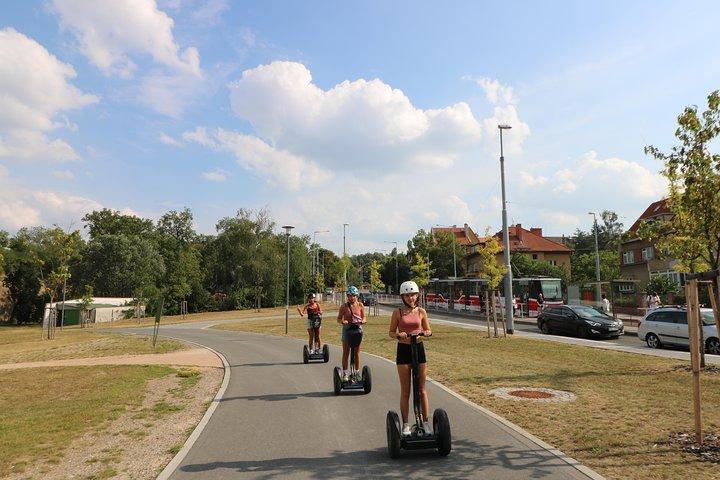 Praga Segway Tour - 3 - hora Double Monastery & Brewery Tour