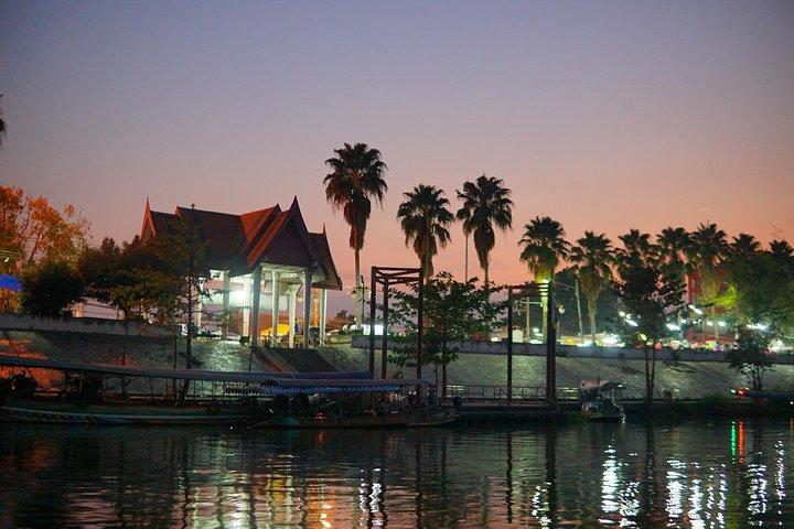 Excursão noturna a Ayutthaya com jantar