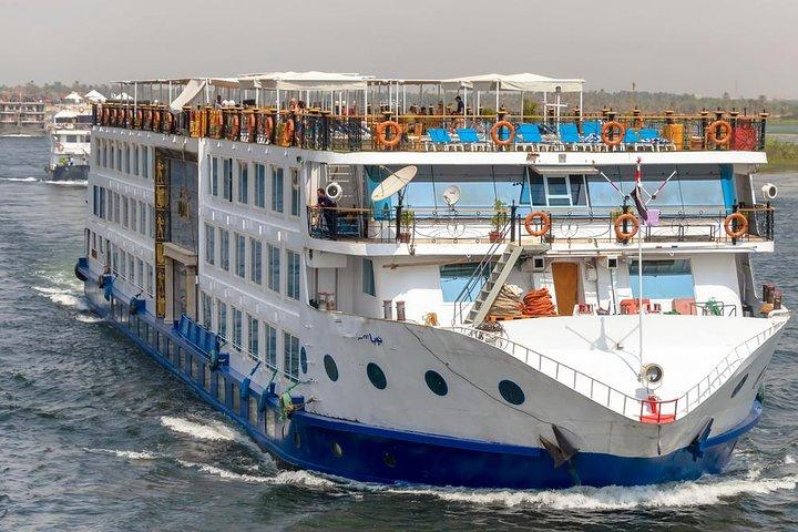 04 días - 03 noches de crucero por el Nilo desde Asuán a Luxor con tours y guía