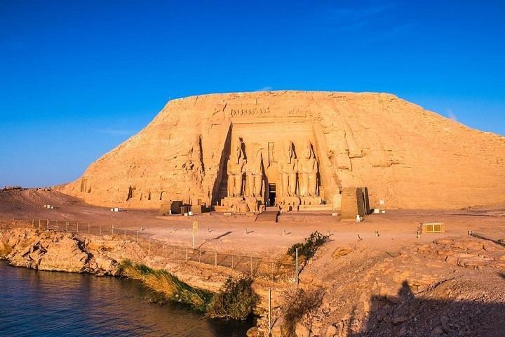 Abu Simbel dagstur från Aswan