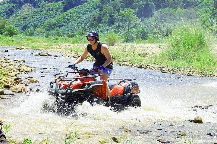 ATVバイク1時間+ Skyline Adventure 20 Platforms with lunch