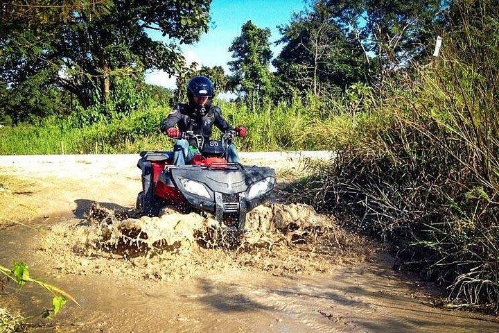 ジップライン アドベンチャー 18 プラットフォームを備えた素晴らしい ATV バイク 1 時間