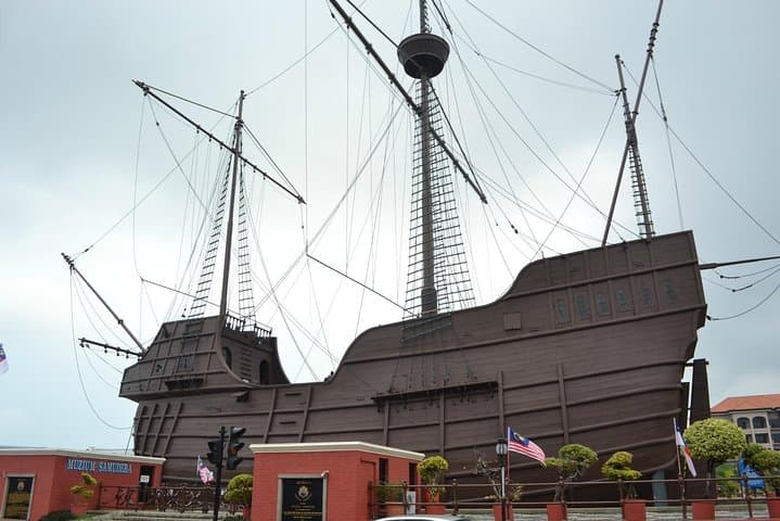Historical Malacca Day Tour With Lunch