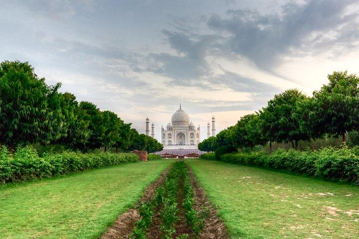 Agra Sightseeing Tour