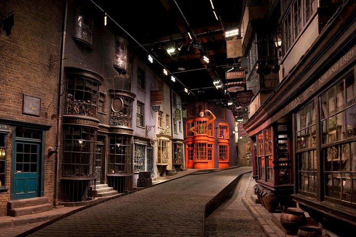 Warner Bros Studio Tour London - The Making of Harry Potter avec prise en charge à l'hôtel