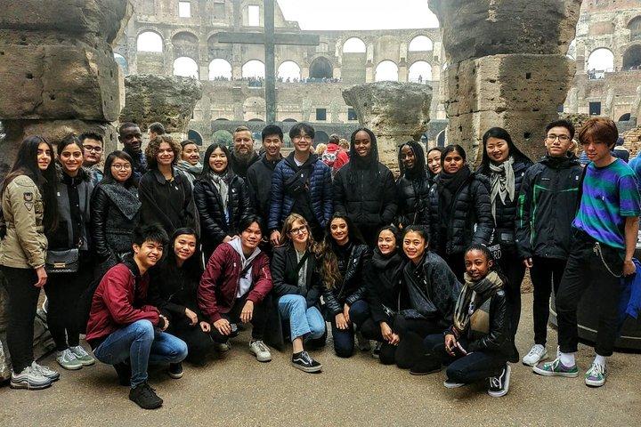 Visite privée du Colisée avec accès aux Arènes