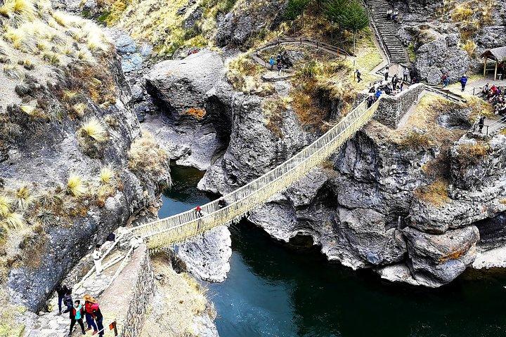 Explore the Inca Bridge with us!