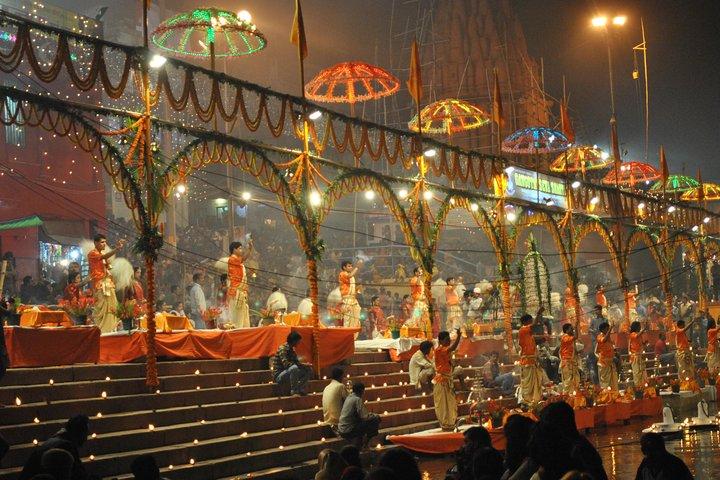 Private Abendzeremonie Aarti mit Bazar & Street Food